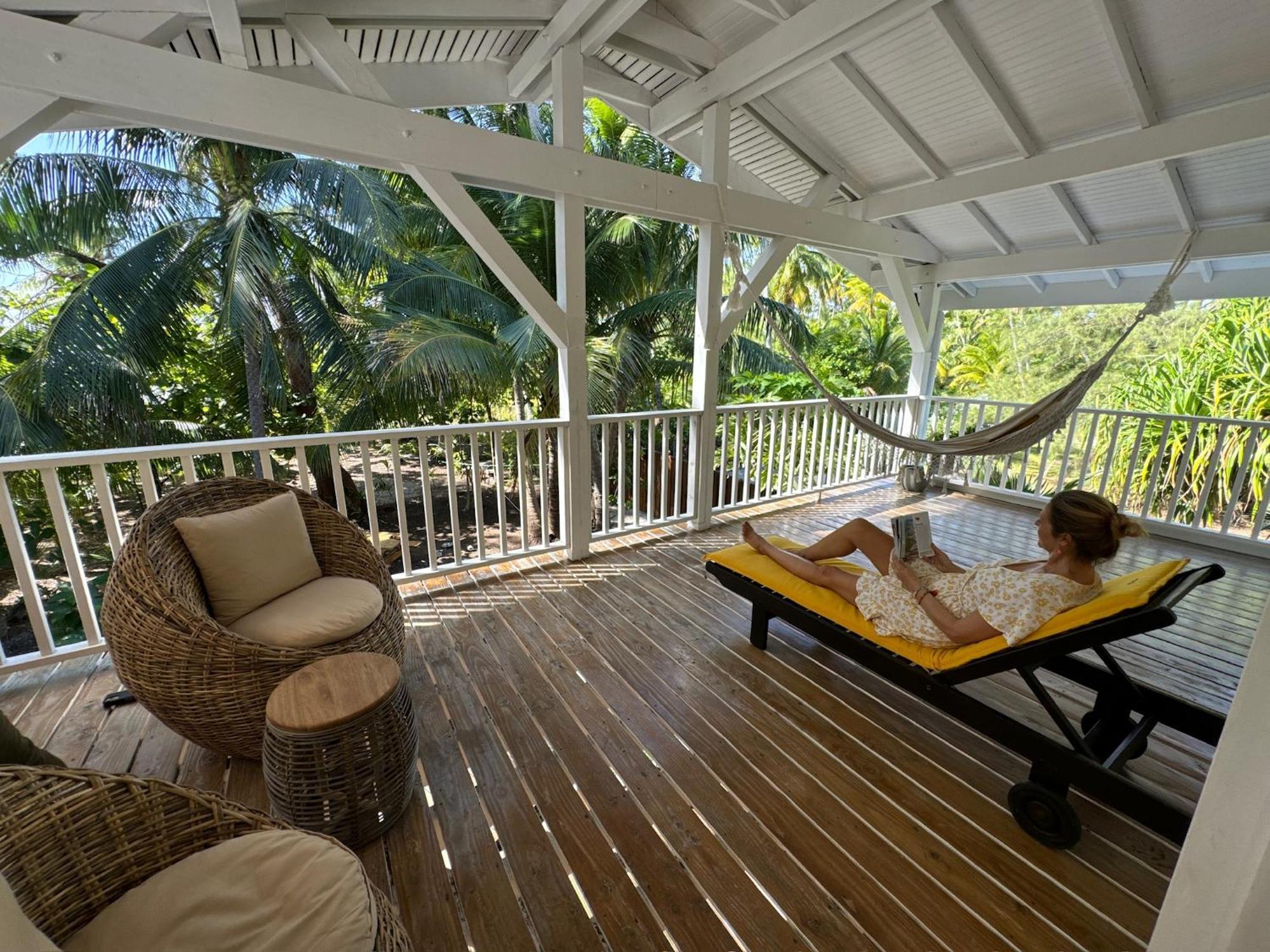 Le Coconut Lodge Avatoru Exterior foto