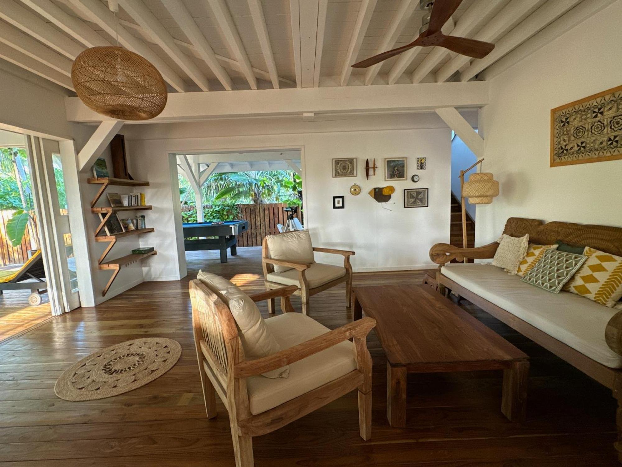 Le Coconut Lodge Avatoru Exterior foto